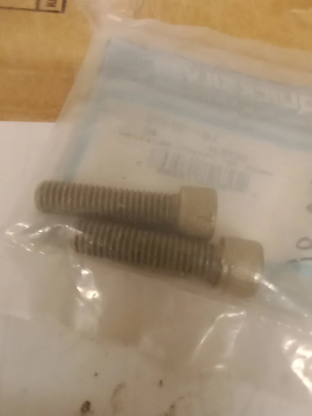 10-32470 QUICKSILVER 437-14 X1.75 ALLEN BOLT