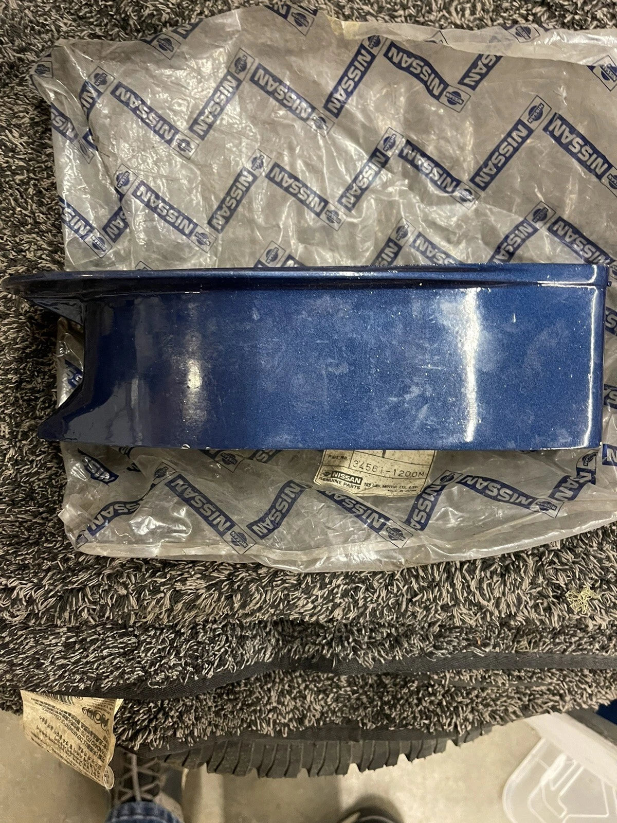 NISSAN EXT HOUSING BLUE NO. 345611200